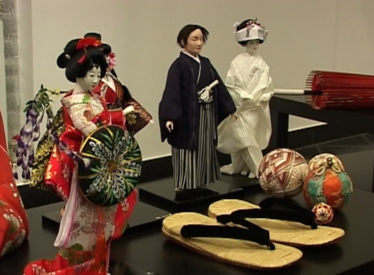 Японская кукла
