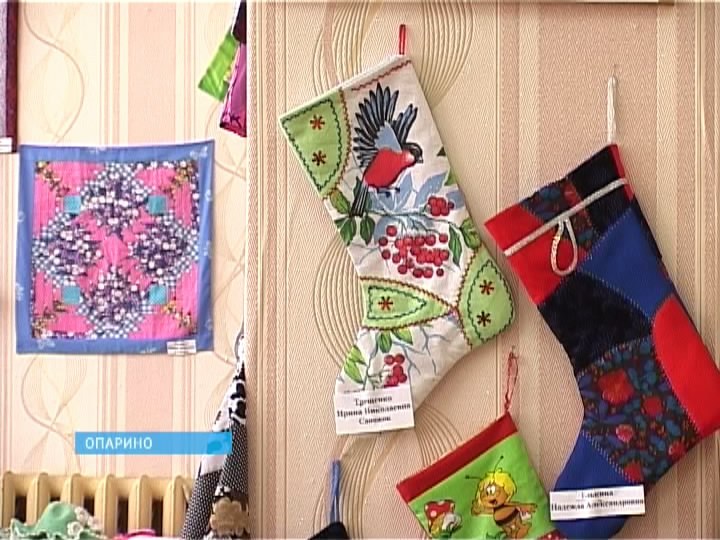 Выставка народных промыслов в Опарино