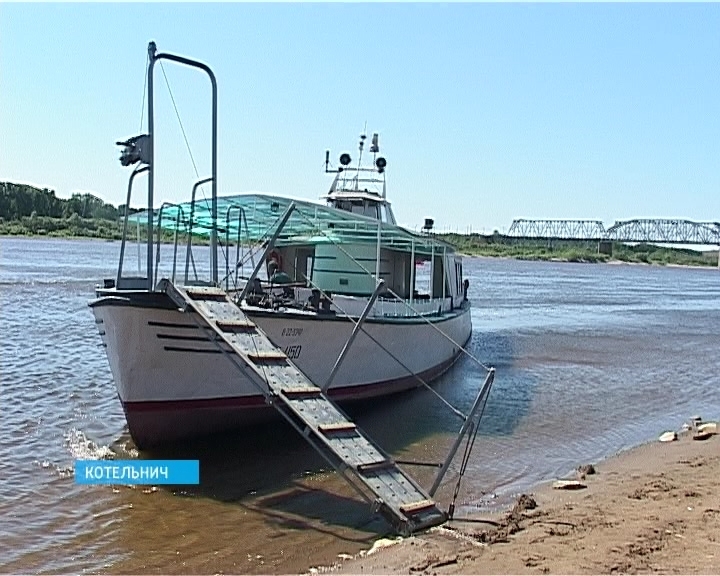 Переправа в поселок Затон