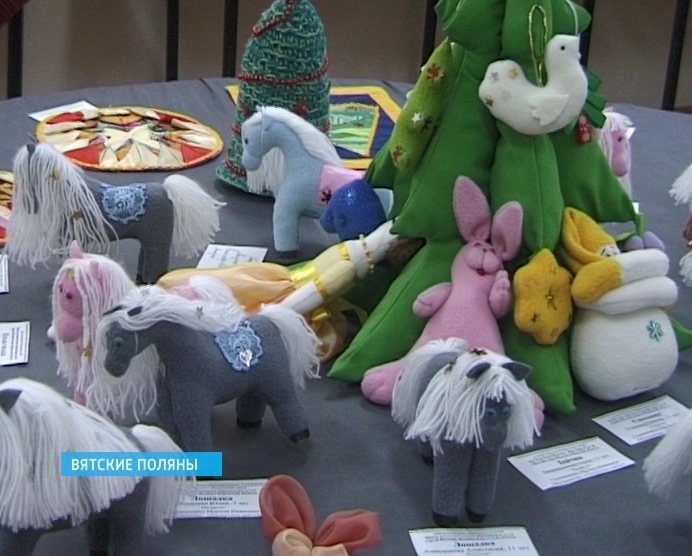 Подготовка к Новому году в Вятских Полянах