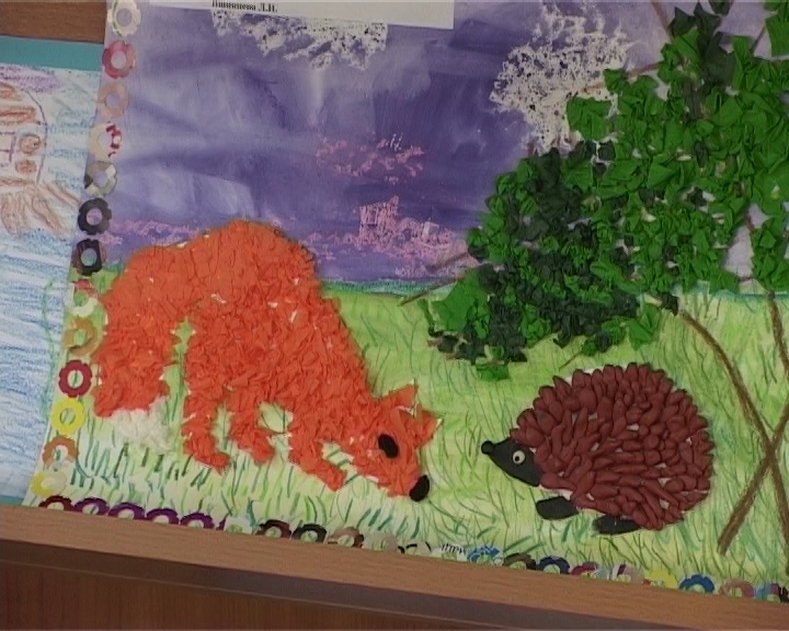 Выставка рисунков «Вдохновение» в кировской библиотеке имени Дьяконова