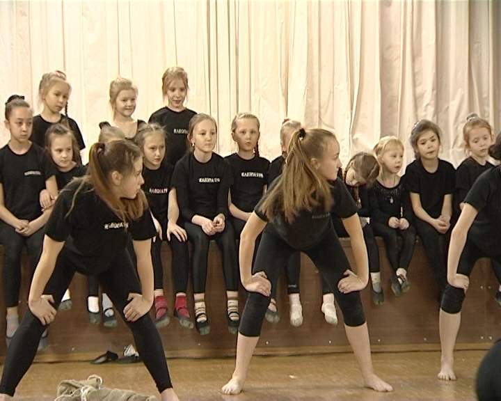 Победа образцового ансамбля современного танца 