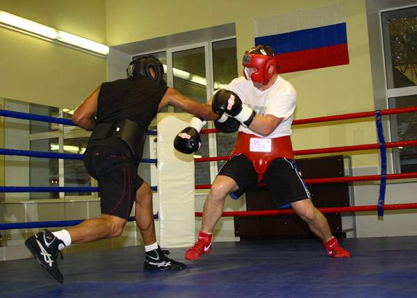 Эксперты установили причину смерти молодого полицейского на экзамене по физподготовке в кировский ОМОН.