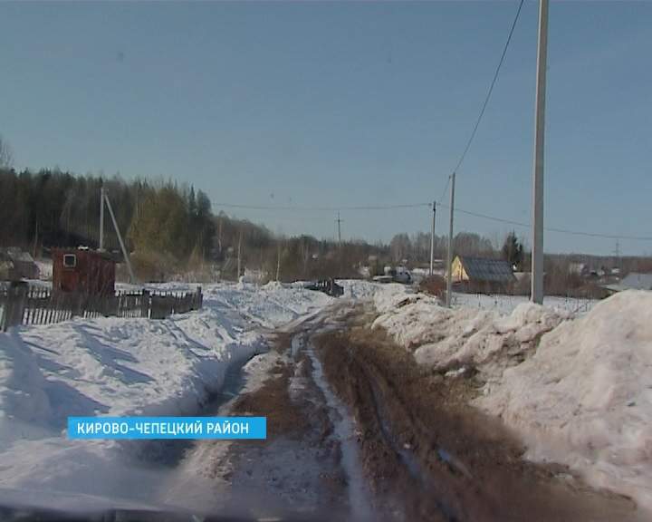 Злополучная дорога до деревни Федосимово становится препятствием для пожарных расчетов на пути к ЧП