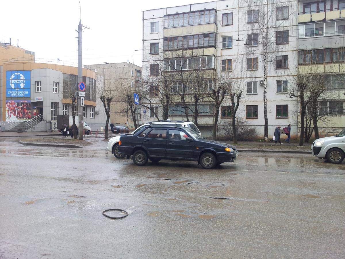 Ребенок под колесами