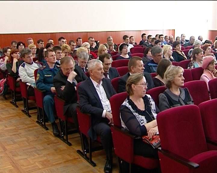 Выездное заседание рабочей группы по благоустройству в территориальном управлении по Нововятскому району