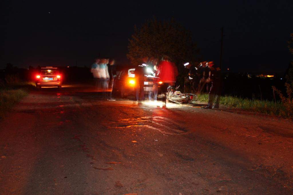 В Советском районе девушка на мопеде врезалась в 