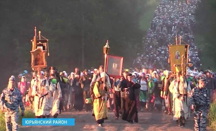 В выходные Великорецкое принимало паломников