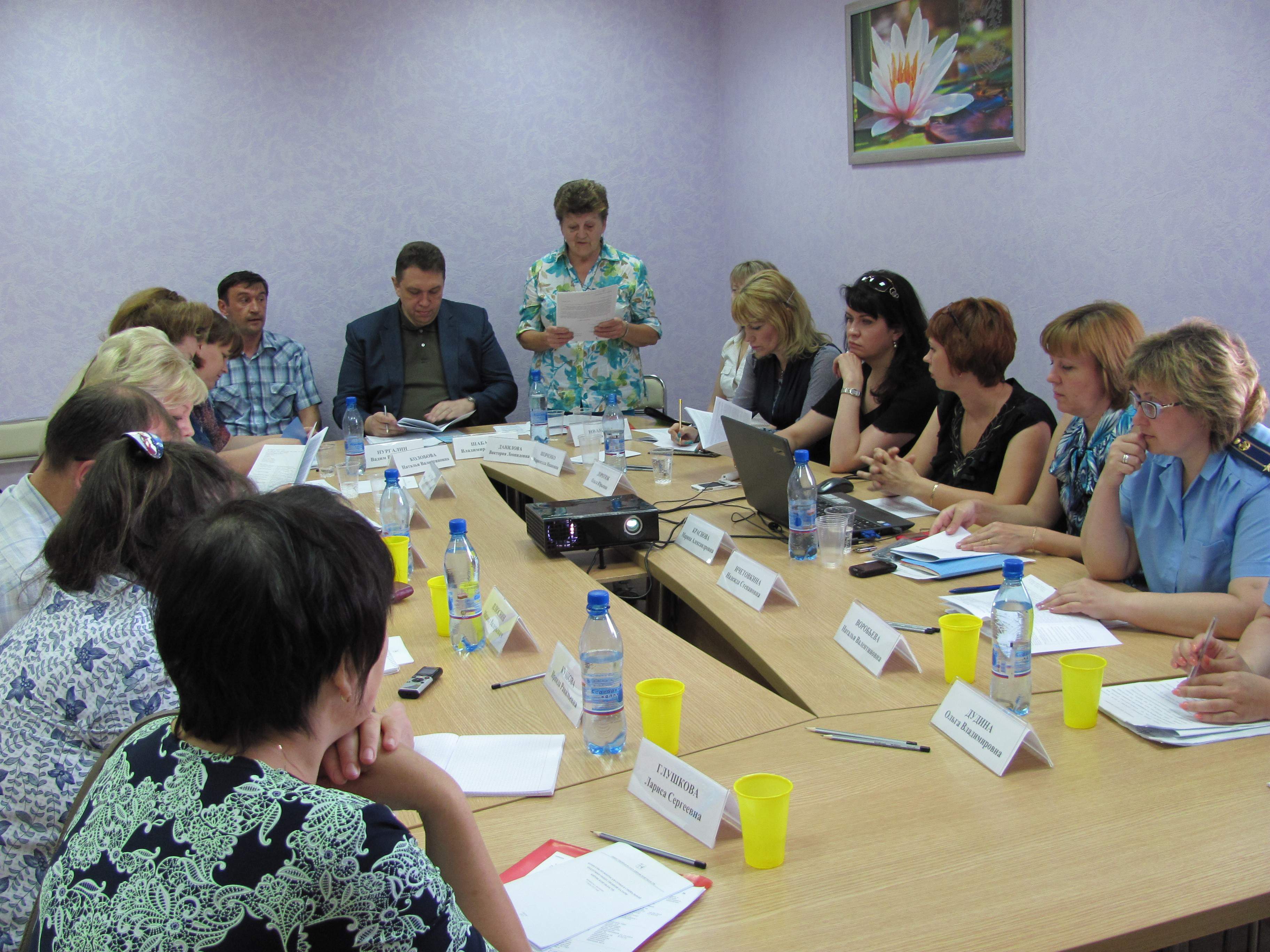 Члены Общественной палаты Кировской области проверили, как используются средства на жилье детям-сиротам.