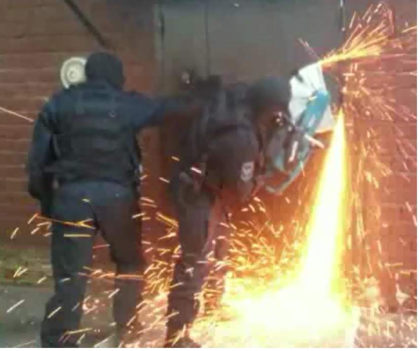 Полиция взяла штурмом игровой клуб