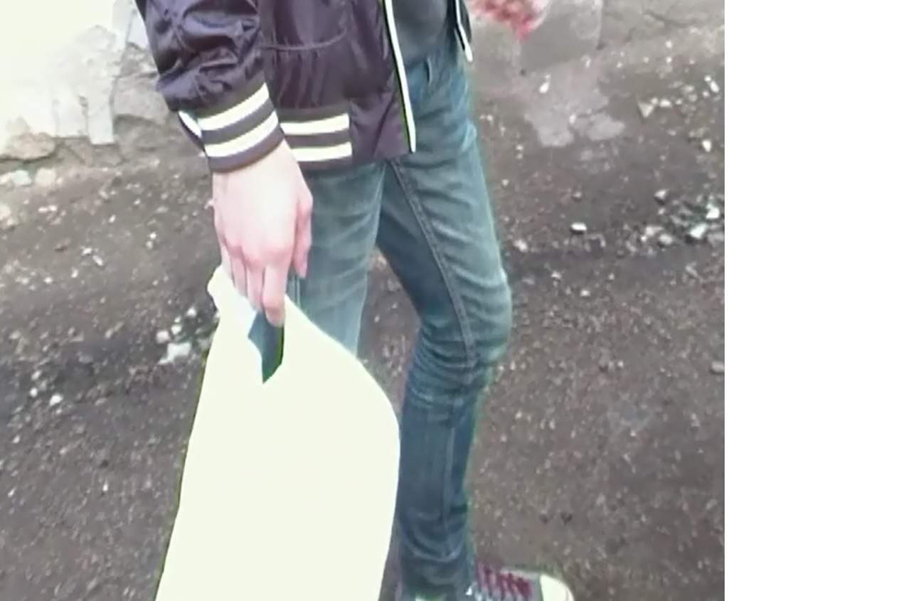 Пиво продали подростку