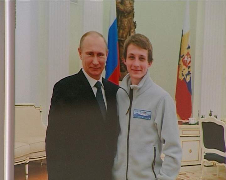 А. Петрова наградили знаком 