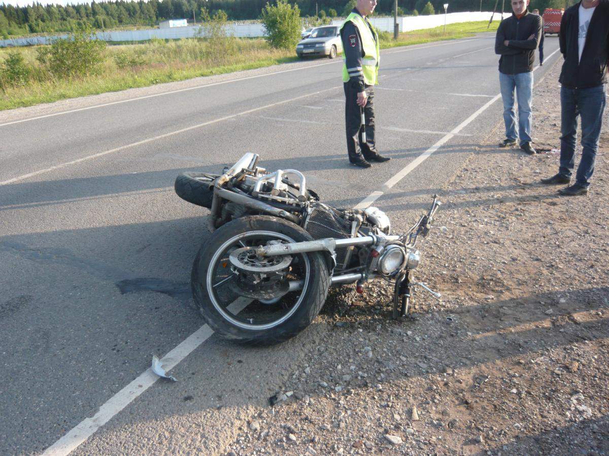 У п. Радужный сбили мотоциклиста.