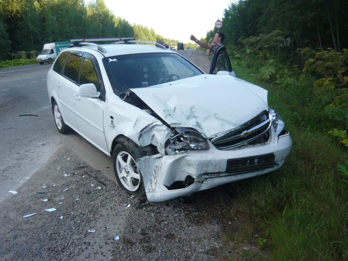 На автодороге Киров-Советск ВАЗ столкнулся с 