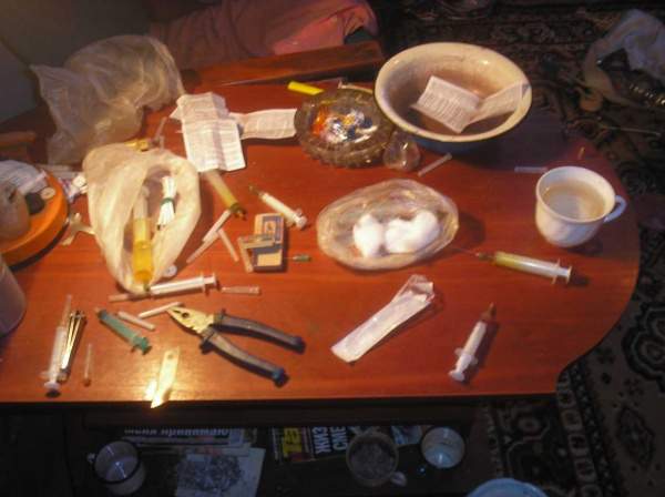 Жительница г. Кирова повторно отправилась за решетку за организацию наркопритона.