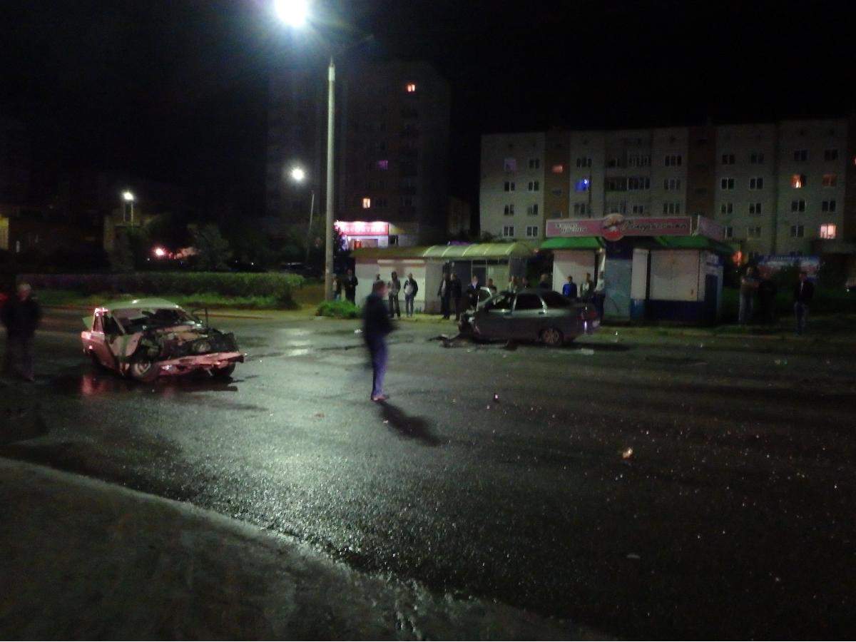 В Кирово-Чепецке ВАЗ-2107 врезался в ВАЗ-21101: один человек погиб, двое травмированы.