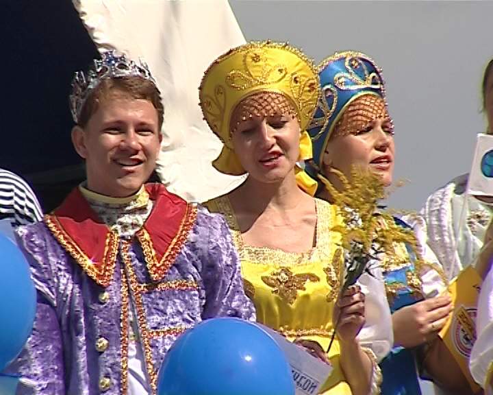 В Нолинске прошел фестиваль-конкурс «Шар голубой»