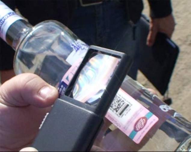 В Санчурском районе задержали водителя из Чувашии, перевозившего фальсифицированный алкоголь.