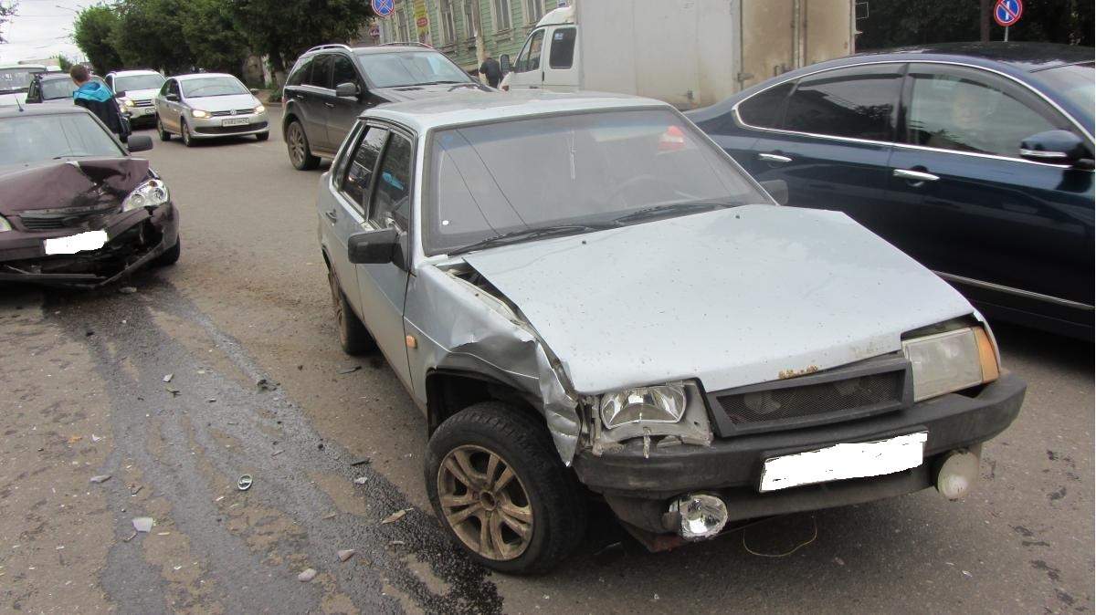 В Кирове столкнулись 