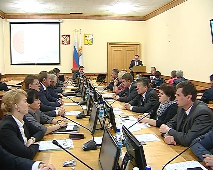 Экономическая ситуация обсуждалась на заседании областного правительства