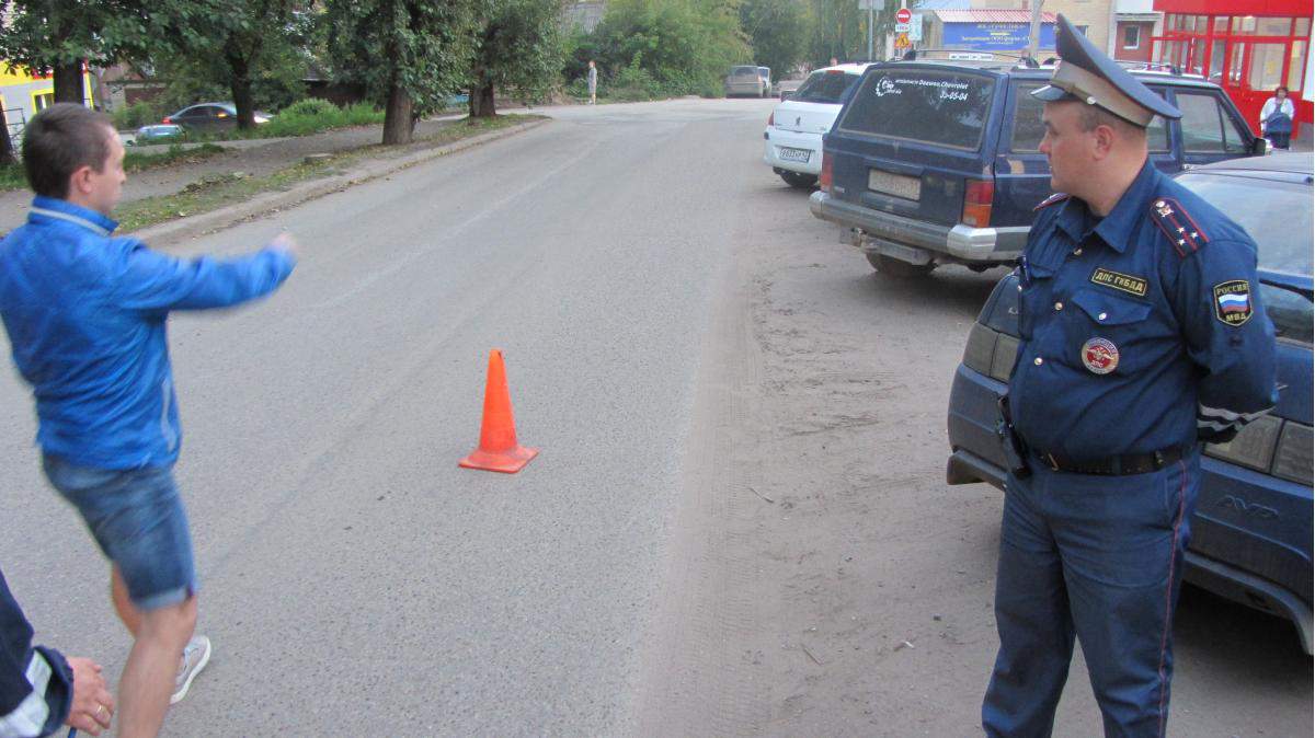 Опять ребенок выскочил на дорогу под колеса автомобиля