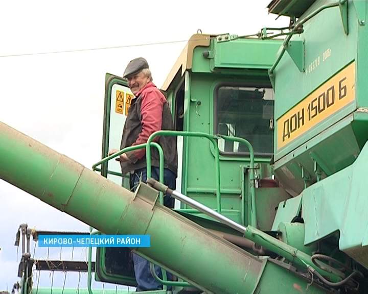 Сельхозпредприятия области продолжают уборку зерновых