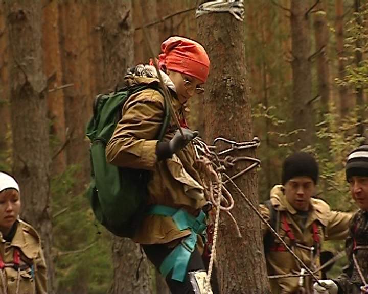 На берегу Быстрицы стартовали областные соревнования по туризму среди педагогов
