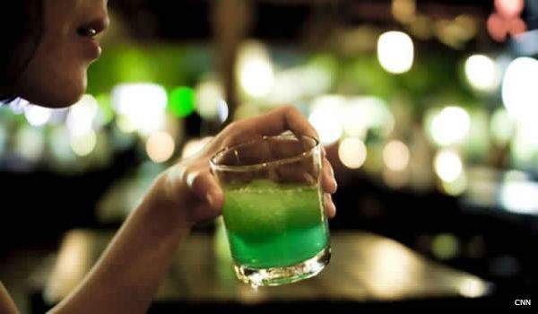 Среднестатистический житель Кировской области за месяц выпивает 8,2 литра алкоголя.