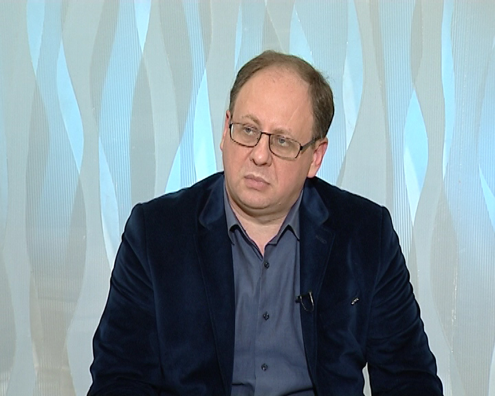 Вести. Интервью. Гость – и.о. ректора ВятГУ – В.Н. Пугач (08.10.2015)