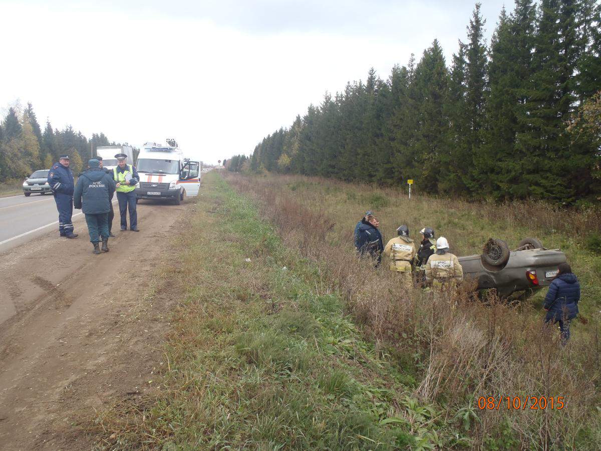 На Победиловском тракте в кювет улетел 