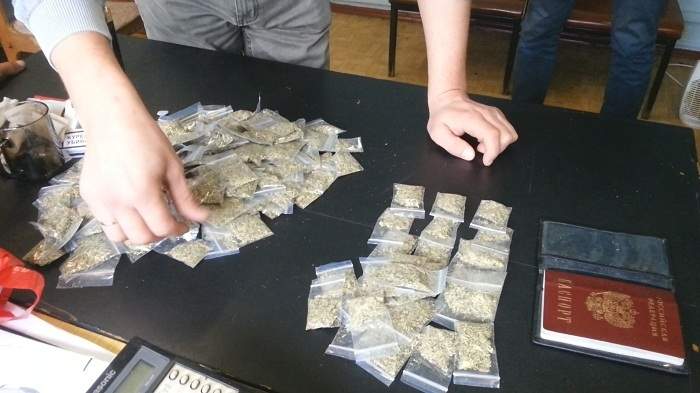 В Кирове к длительным срокам лишения свободы приговорили членов группировки наркодельцов.