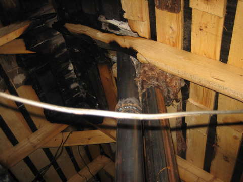 В Кирове горела частная баня.