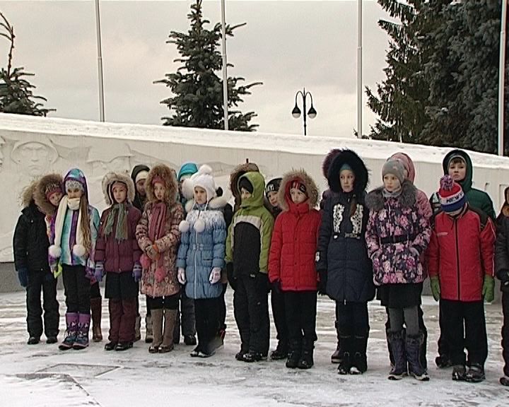 В Кирове и области отметили День героев Отечества