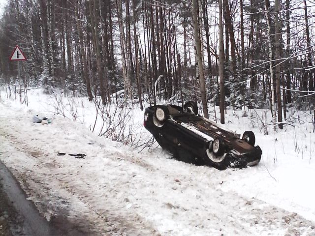 В Фаленском районе в кювет улетела 