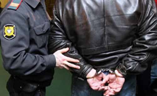 В Санчурске неизвестный в маске ограбил бар.