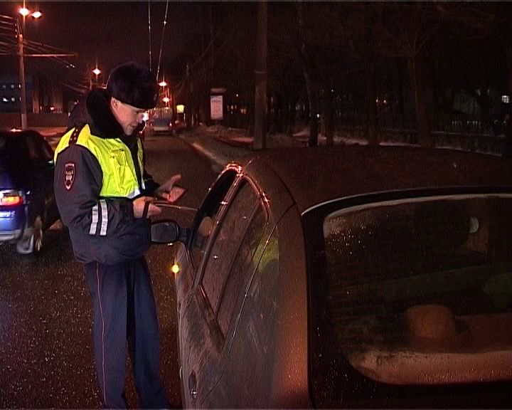 Сотрудники ГИБДД готовятся к предновогодним пробкам на дорогах