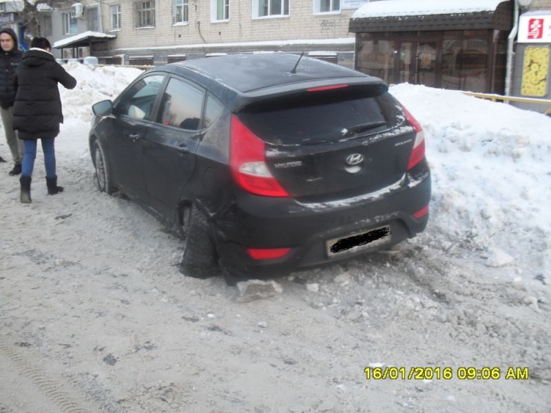 На Октябрьском проспекте стоклнулись 