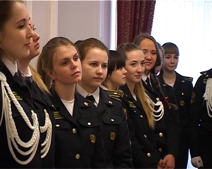 В Кировском городском клубе ветеранов состоялся кадетский бал