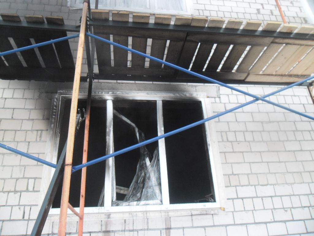 От раскалившегося обогревателя начался пожар