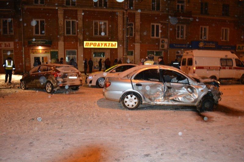 Виновнику резонансного ДТП на улице Щорса грозит от 4 до 9 лет лишения свободы.