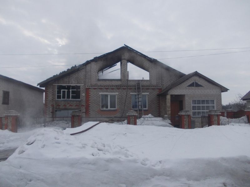 В Советске сгорел жилой дом.