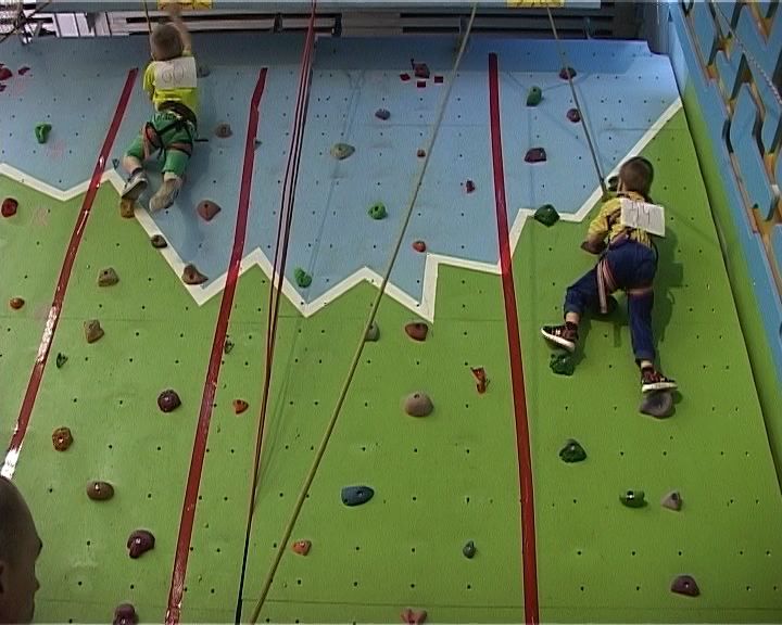 Кировские дошкольники покоряют вершины