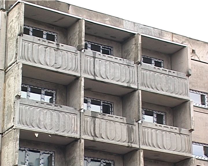 Глава города Кирова проинспектировал в Лянгасово строительство домов для сирот