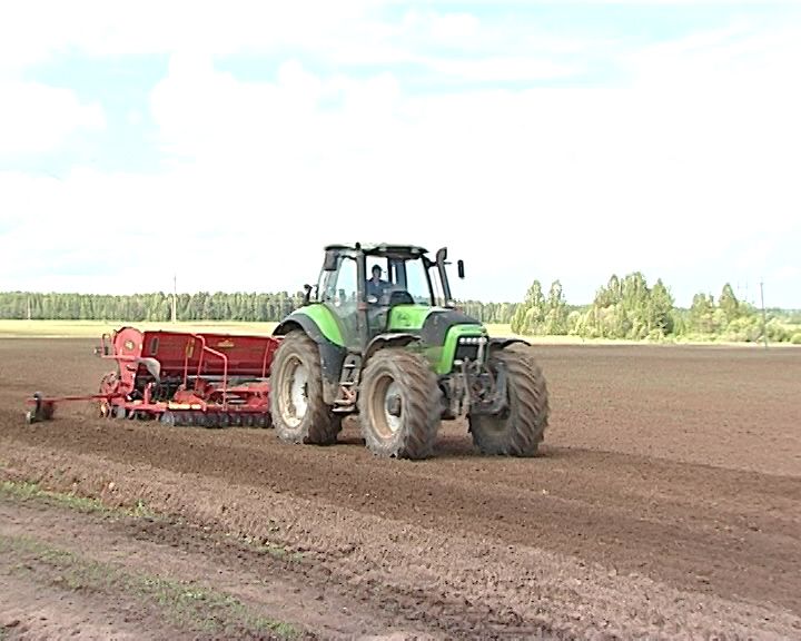 Дороги деревенские. Агрофирма «Адышево» Оричевского района (28.05.2016)