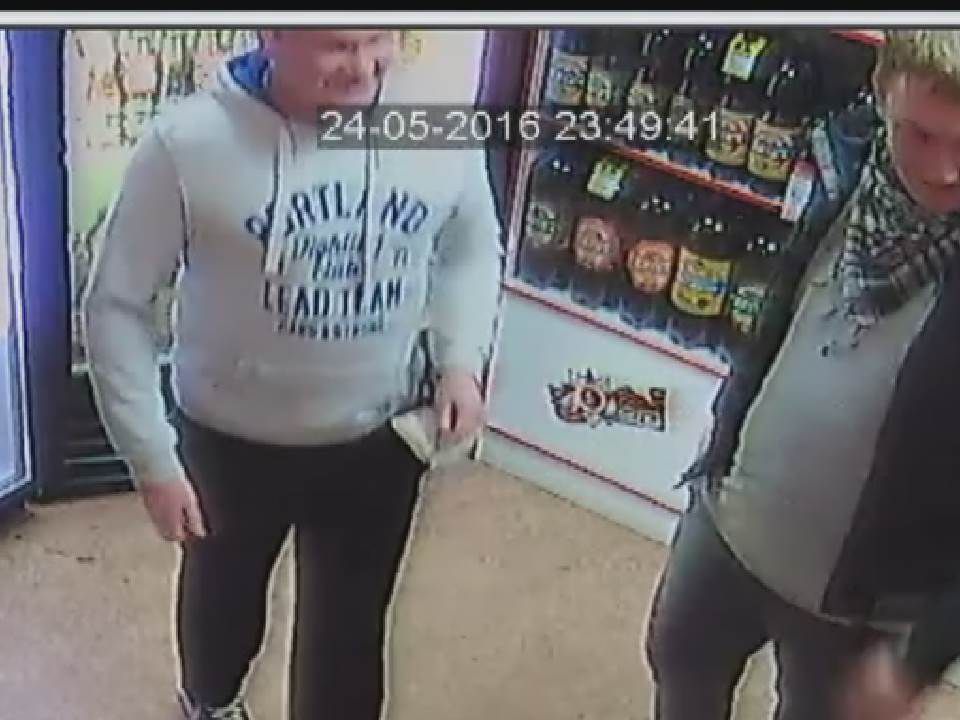 В Кирове разыскивают двух мужчин, подозреваемых в серийных кражах номеров с автомобилей (ВИДЕО).