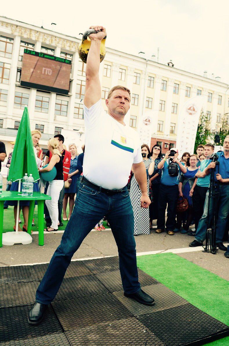 Губернатор Кировской области Никита Белых отмечает 41-летие.