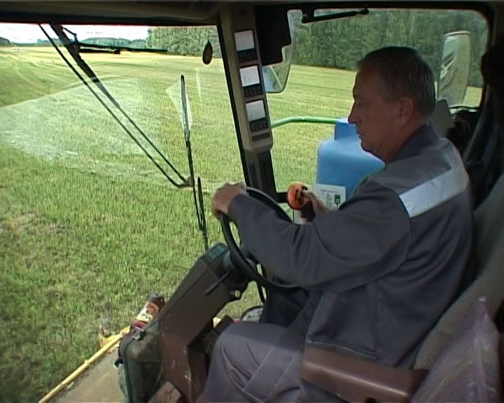 Хозяйства региона приступили к заготовке кормов из раннеспелых культур