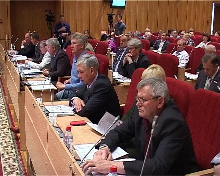 ЛДПР и СР не поддерживают инициативу КПРФ по вотуму недоверия Белых