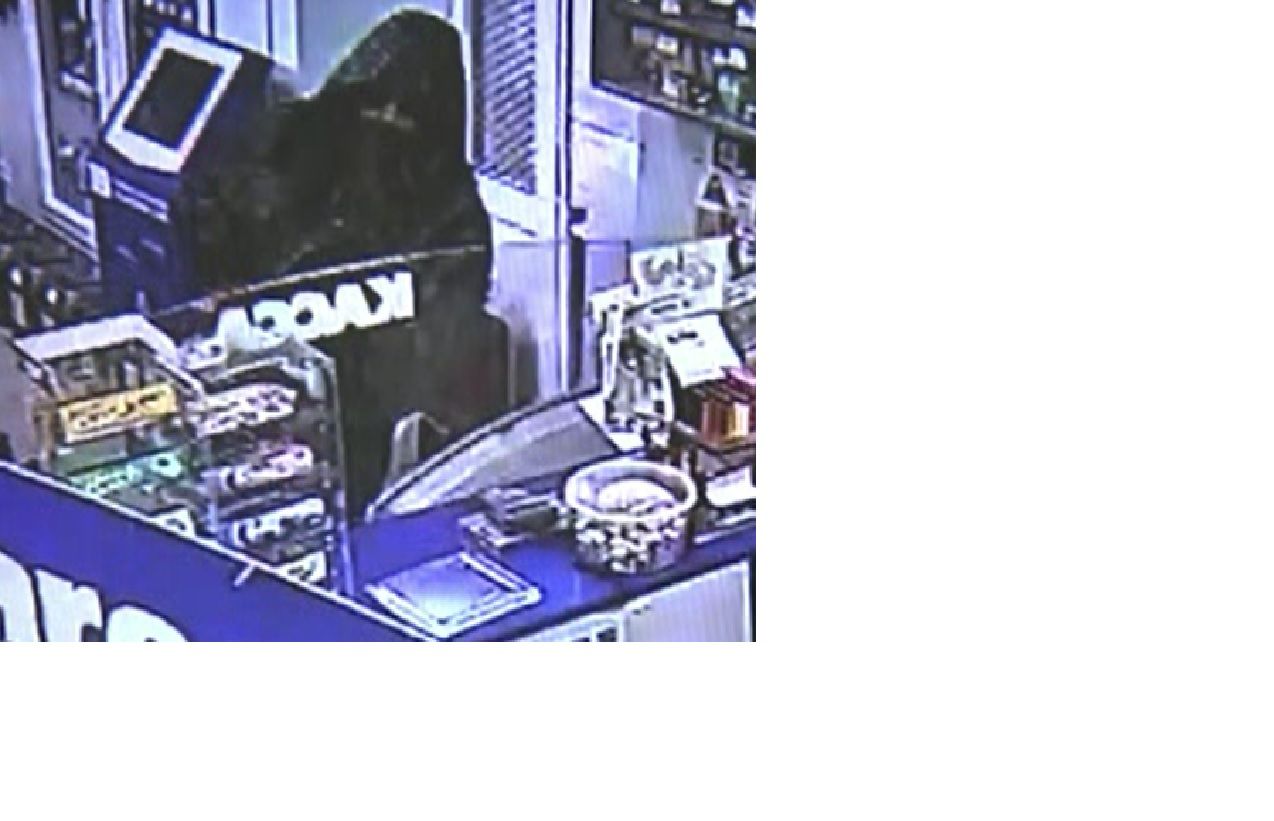 В Кирове полиция устанавливает напавших на АЗС