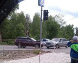 В Котельниче столкнулись "Лада Приора" и ВАЗ-2114.